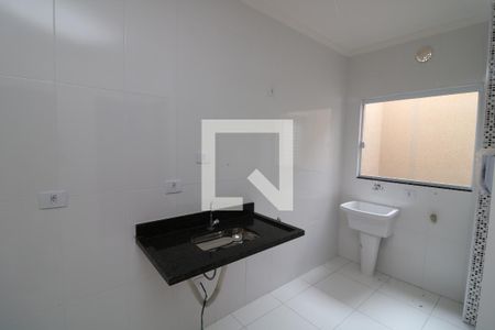 Casa de condomínio à venda com 40m², 2 quartos e sem vagaCozinha e Área de Serviço