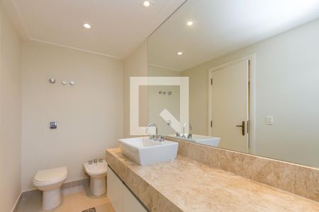 Apartamento para alugar com 330m², 4 quartos e 4 vagasBanheiro da Suíte 3
