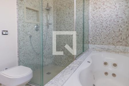 Apartamento para alugar com 330m², 4 quartos e 4 vagasBanheiro da Suíte 1