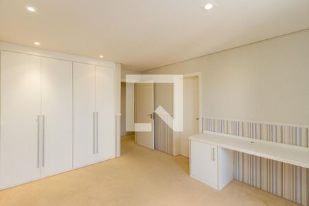 Apartamento para alugar com 330m², 4 quartos e 4 vagasSuíte 3