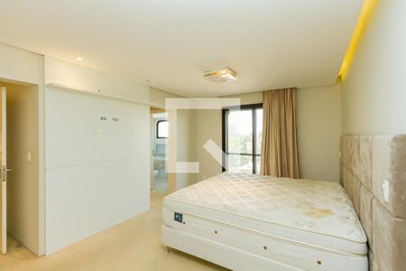 Apartamento para alugar com 330m², 4 quartos e 4 vagasSuíte 1