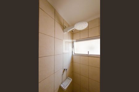 Banheiro de apartamento à venda com 1 quarto, 46m² em Botafogo, Campinas