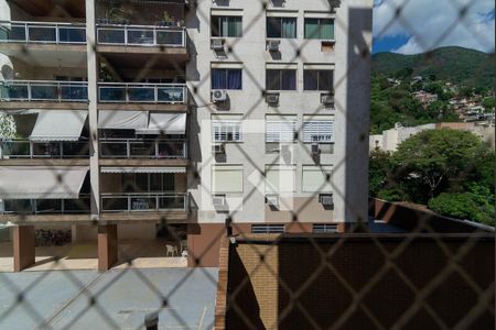 Apartamento à venda com 85m², 2 quartos e 1 vaga Apartamento à venda com 85m², 2 quartos e 1 vagaVista da Suíte