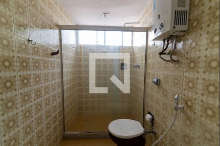 Apartamento à venda com 85m², 2 quartos e 1 vaga Apartamento à venda com 85m², 2 quartos e 1 vagaBanheiro da Suíte