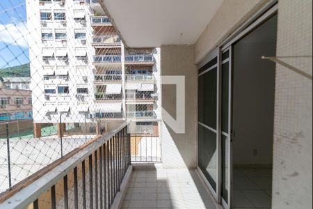 Apartamento à venda com 85m², 2 quartos e 1 vaga Apartamento à venda com 85m², 2 quartos e 1 vagaVaranda da Sala