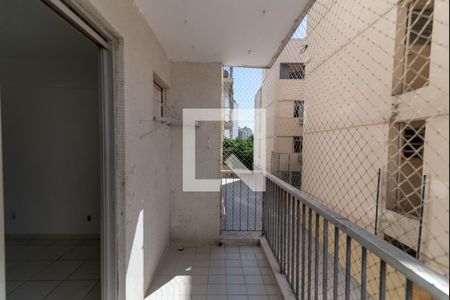 Apartamento à venda com 85m², 2 quartos e 1 vaga Apartamento à venda com 85m², 2 quartos e 1 vagaVaranda da Sala