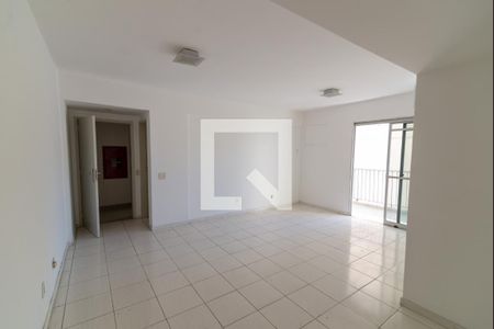 Apartamento à venda com 85m², 2 quartos e 1 vaga Apartamento à venda com 85m², 2 quartos e 1 vagaSala