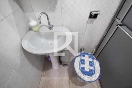 Casa à venda com 90m², 3 quartos e 2 vagas Casa à venda com 90m², 3 quartos e 2 vagasBanheiro Corredor (Casa 1)