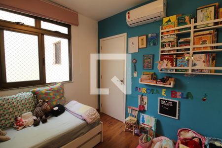 Apartamento à venda com 270m², 3 quartos e 2 vagasQuarto