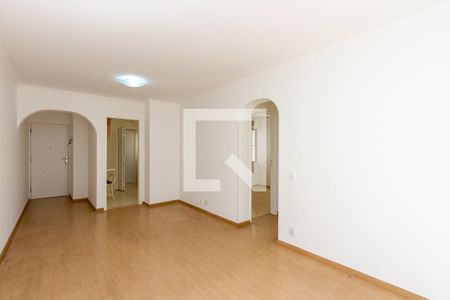Sala de apartamento para alugar com 2 quartos, 65m² em Cidade Monções, São Paulo