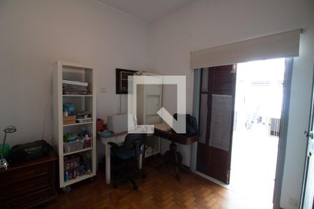 Casa à venda com 440m², 5 quartos e 8 vagasSuíte 3