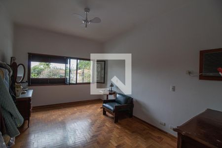 Casa à venda com 440m², 5 quartos e 8 vagasSuíte 1