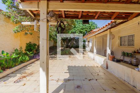 Casa à venda com 150m², 3 quartos e 2 vagasQuintal