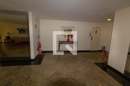 Apartamento para alugar com 88m², 2 quartos e 1 vaga Apartamento para alugar com 88m², 2 quartos e 1 vagaFachada e portaria
