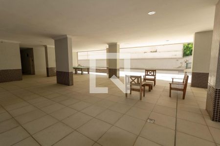 Apartamento para alugar com 88m², 2 quartos e 1 vaga Apartamento para alugar com 88m², 2 quartos e 1 vagaÁrea Comum - Playground