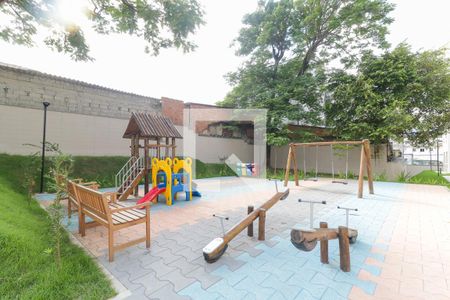 Apartamento à venda com 44m², 2 quartos e 1 vaga Apartamento à venda com 44m², 2 quartos e 1 vagaÁrea Comum - Playground