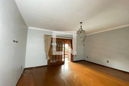 Casa à venda com 411m², 4 quartos e 3 vagasSuíte 2