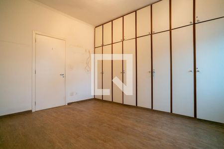 Casa à venda com 400m², 3 quartos e 4 vagasQuarto 1