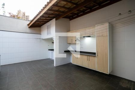 Casa à venda com 400m², 3 quartos e 4 vagasÁrea de Serviço