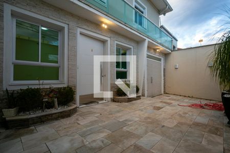 Casa à venda com 400m², 3 quartos e 4 vagasEntrada