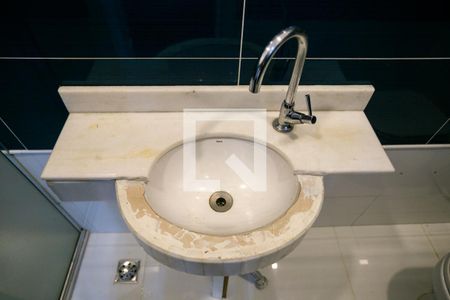 Casa à venda com 400m², 3 quartos e 4 vagasBanheiro 2