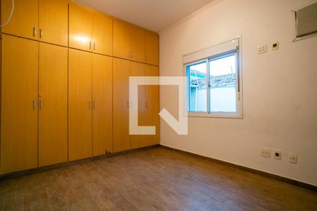 Casa à venda com 400m², 3 quartos e 4 vagasQuarto 2
