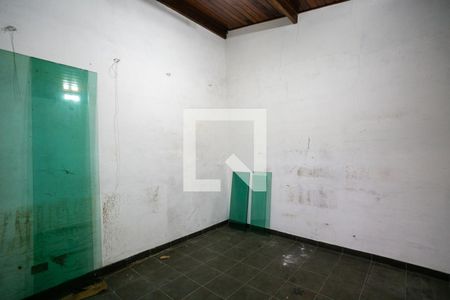 Casa à venda com 400m², 3 quartos e 4 vagasQuarto de serviço 1