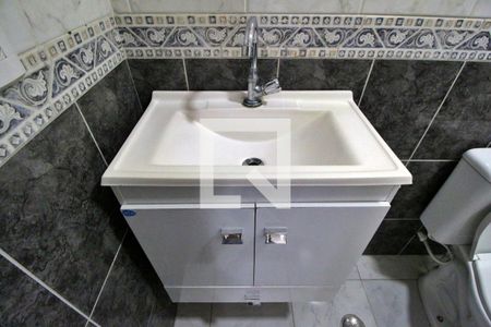 Apartamento para alugar com 74m², 3 quartos e 2 vagasBanheiro Corredor