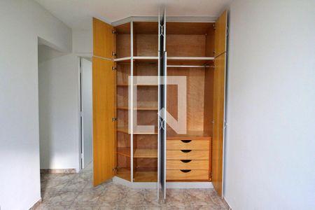 Apartamento para alugar com 74m², 3 quartos e 2 vagasQuarto 3 (suíte)