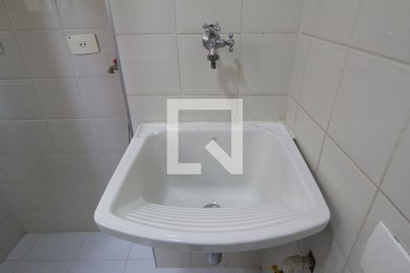 Apartamento para alugar com 74m², 3 quartos e 2 vagasÁrea de serviço (tanque)