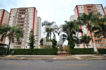 Apartamento para alugar com 74m², 3 quartos e 2 vagasFachada do condomínio