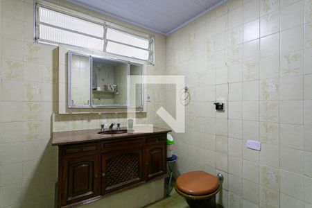 Casa à venda com 270m², 2 quartos e 3 vagasBanheiro 1