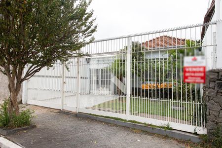 Casa à venda com 270m², 2 quartos e 3 vagasFachada
