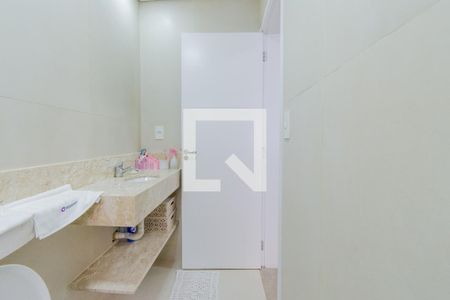 Casa de condomínio para alugar com 350m², 4 quartos e 4 vagasBanheiro da Suíte 2