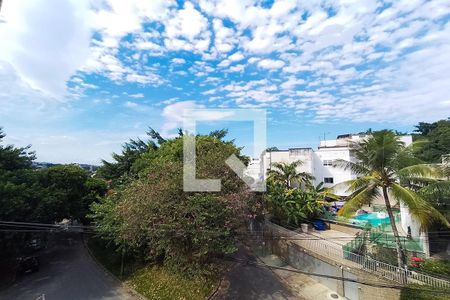 Sala Vista de apartamento para alugar com 3 quartos, 120m² em Jardim Guanabara, Rio de Janeiro