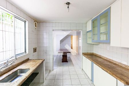 Casa à venda com 120m², 3 quartos e 2 vagasCozinha