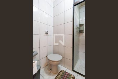 Casa à venda com 120m², 3 quartos e 2 vagasBanheiro 1