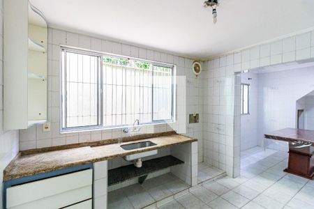 Casa à venda com 120m², 3 quartos e 2 vagasCozinha