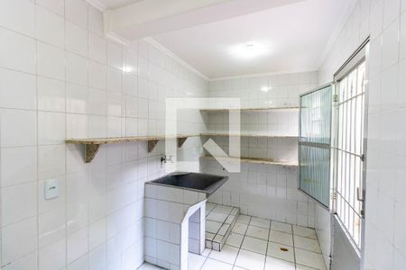 Casa à venda com 120m², 3 quartos e 2 vagasLavanderia