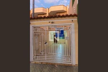 Casa à venda com 125m², 3 quartos e 2 vagasFachada