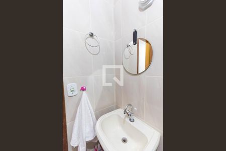 Casa à venda com 125m², 3 quartos e 2 vagasBanheiro 2