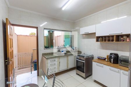 Casa à venda com 125m², 3 quartos e 2 vagasCozinha