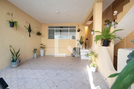 Garagem de casa para alugar com 4 quartos, 220m² em Jaguaribe, Osasco