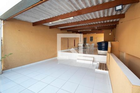 Casa para alugar com 220m², 4 quartos e 1 vaga Casa para alugar com 220m², 4 quartos e 1 vagaTerraço e Área de Serviço