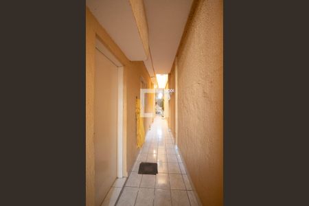 Casa para alugar com 220m², 4 quartos e 1 vaga Casa para alugar com 220m², 4 quartos e 1 vagaCorredor