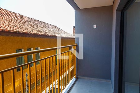 Varanda de kitnet/studio para alugar com 1 quarto, 28m² em Vila Carrão, São Paulo