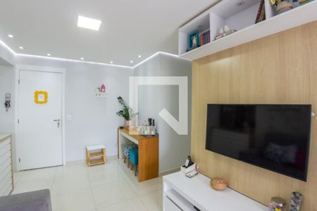 Sala de Estar de apartamento à venda com 2 quartos, 65m² em Vila Ester (zona Norte), São Paulo