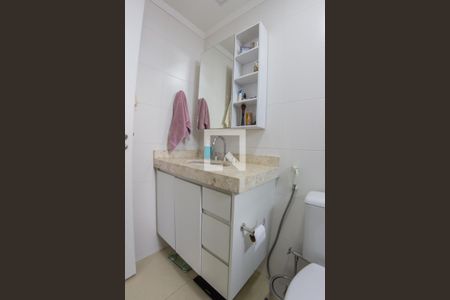 Apartamento à venda com 65m², 2 quartos e 1 vaga Apartamento à venda com 65m², 2 quartos e 1 vagaBanheiro da Suíte