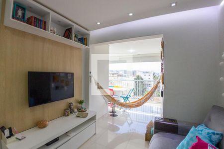 Sala de Estar de apartamento à venda com 2 quartos, 65m² em Vila Ester (zona Norte), São Paulo