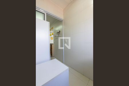 Apartamento à venda com 65m², 2 quartos e 1 vaga Apartamento à venda com 65m², 2 quartos e 1 vagaLavanderia